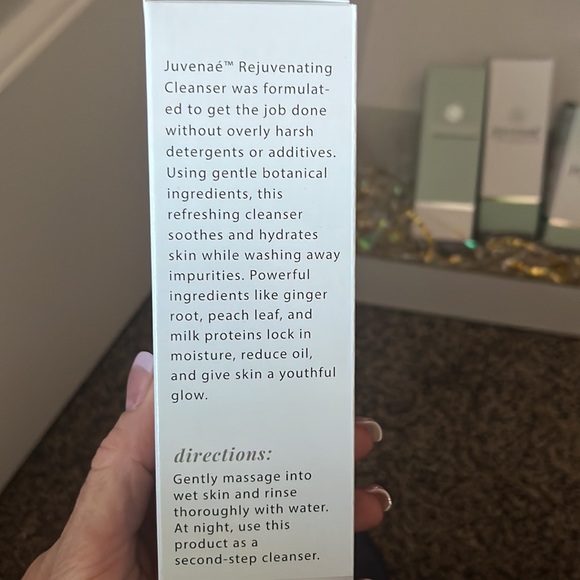 Juvenae skin care set - Picture 3 of 9